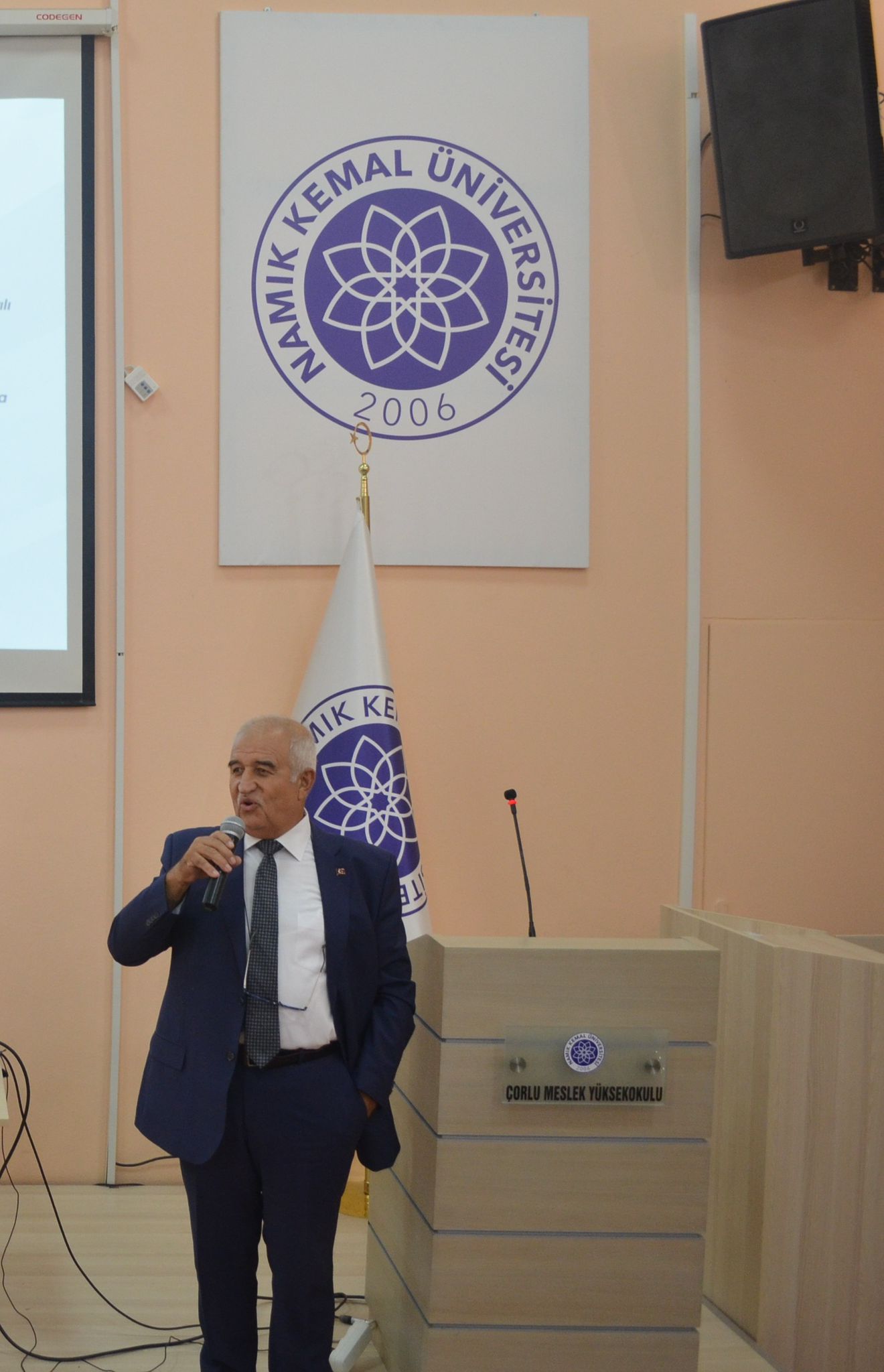 Namık Kemal Üniversitesi1